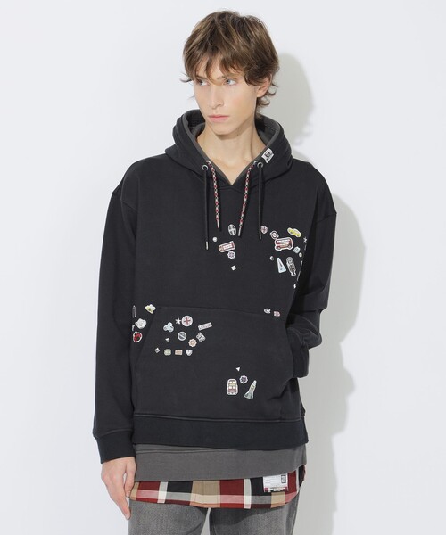 BLACK LABEL CRESTBRIDGE（ブラックレーベル・クレストブリッジ）の