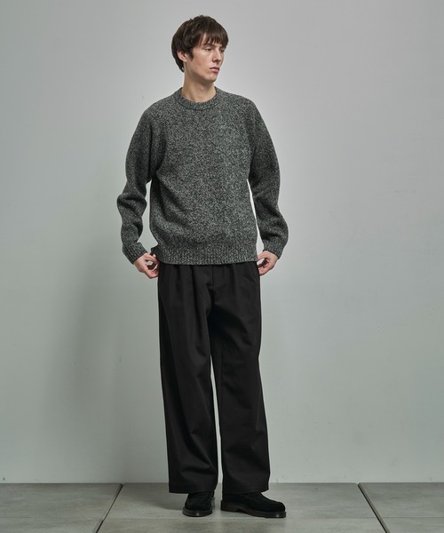 ATON（エイトン）の「【ATON】LAMBS WOOL CREWNECK SWEATER／軽くて毎日着られる定番ニット（ニット/セーター・メンズ・ブラック/グレー/ブラウン・2/4/6）」の6枚目の写真