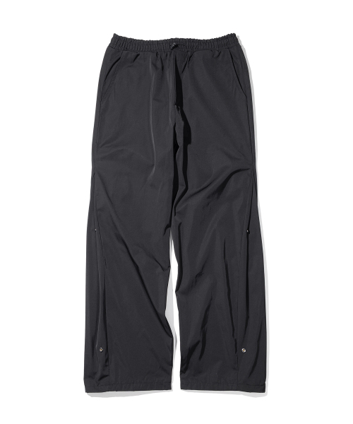 MASSNOUN(マスノウン)の「ワイドスリットスナップパンツ MFTTP006-BK(その他パンツ・レディース・その他・LARGE/MEDIUM)」の1枚目の写真