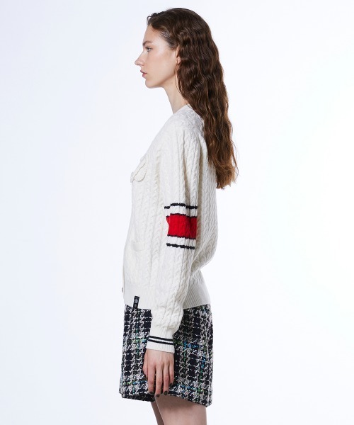 DOUBLE STANDARD CLOTHING（ダブルスタンダードクロージング）の「Dロゴ メリノウールニットカーディガン（カーディガン/ボレロ・レディース・オフホワイト・FREE）」の4枚目の写真