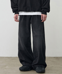 One-Tuck Wide Denim Sweatpants [Washed Black]
