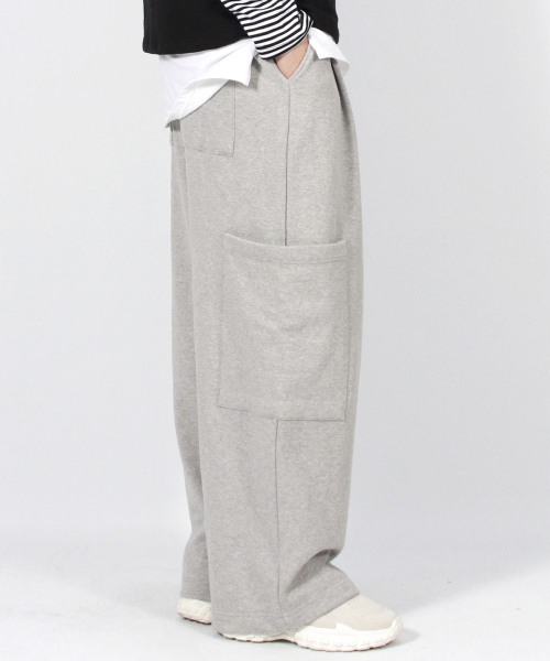 DEMARC(ドゥマーク)の「M SIDE POCKET WIDE ONE-TUCK REAL STREET SWEAT PANTS GREY(スウェットパンツ・メンズ・その他・LARGE/MEDIUM)」の4枚目の写真