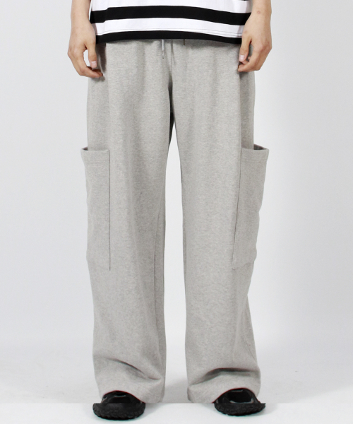 DEMARC(ドゥマーク)の「M SIDE POCKET WIDE ONE-TUCK REAL STREET SWEAT PANTS GREY(スウェットパンツ・メンズ・その他・LARGE/MEDIUM)」の8枚目の写真