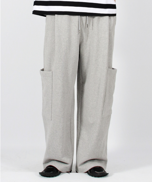 DEMARC(ドゥマーク)の「M SIDE POCKET WIDE ONE-TUCK REAL STREET SWEAT PANTS GREY(スウェットパンツ・メンズ・その他・LARGE/MEDIUM)」の10枚目の写真