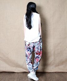 DEMARC（ドゥマーク）の「Unisex Liberal Graffiti Real Baggy Jogger Pants Blue（スウェットパンツ）」