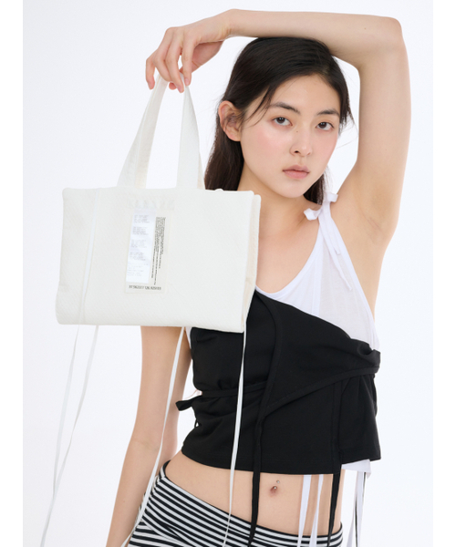 Salad bowls(サラダボール)の「CLING BAG(ショルダーバッグ・レディース・ホワイト・FREE)」の2枚目の写真