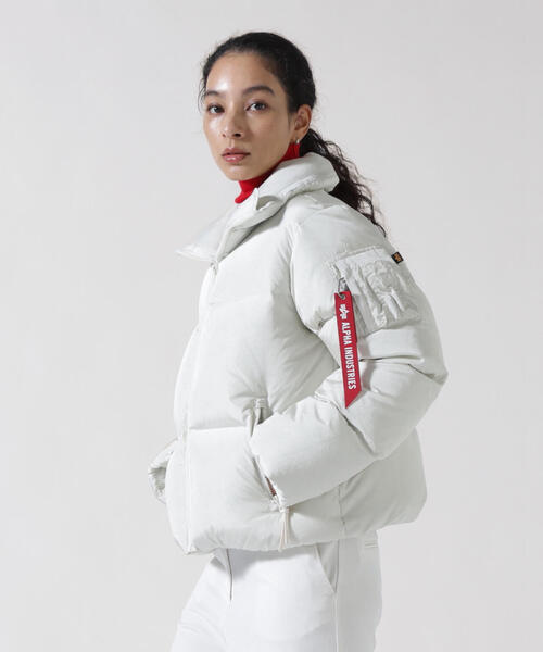 Alpha Industries（アルファインダストリーズ）の「Alpha Industries/アルファインダストリーズ/SIERRA SHORT PUFFER W/ウィメンズ シエラ ショート パファー（その他アウター・レディース・ブラック/ホワイト・M/S）」の13枚目の写真