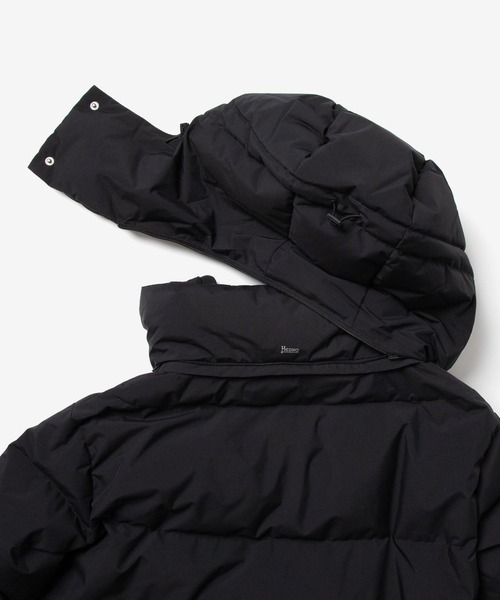 HERNO(ヘルノ)の「HERNO RELAXED 2 LAYER PRO METEO DOWN JACKET ヘルノ リラックス 2レイヤー プロメテオ ダウンジャケット(ダウンジャケット/コート・レディース・ブラック/ネイビー/ネイビー系・44/40/38)」の10枚目の写真