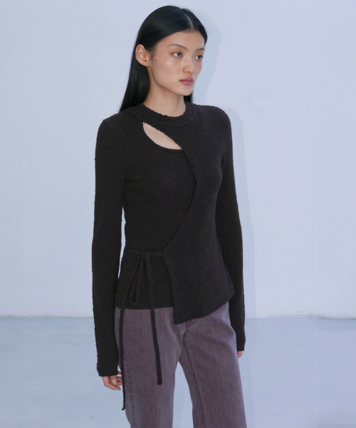 EN OR(エンオール)の「SIDE STRING SOFT KNIT - BROWN(ニット/セーター・レディース・その他・FREE)」の1枚目の写真