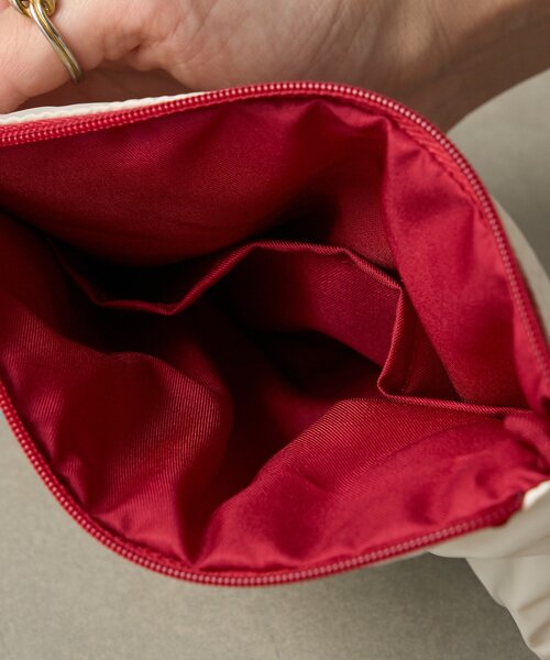 BIRTHDAY BAR（バースデイバー）の「≪BIRTHDAY BARオリジナル≫【B-DAY DONUTS】ドーナッツ刺繍ポーチ（ポーチ・レディース・ホワイト/シルバー・0）」の12枚目の写真