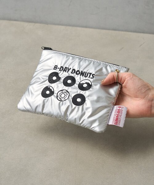 BIRTHDAY BAR（バースデイバー）の「≪BIRTHDAY BARオリジナル≫【B-DAY DONUTS】ドーナッツ刺繍ポーチ（ポーチ・レディース・ホワイト/シルバー・0）」の14枚目の写真