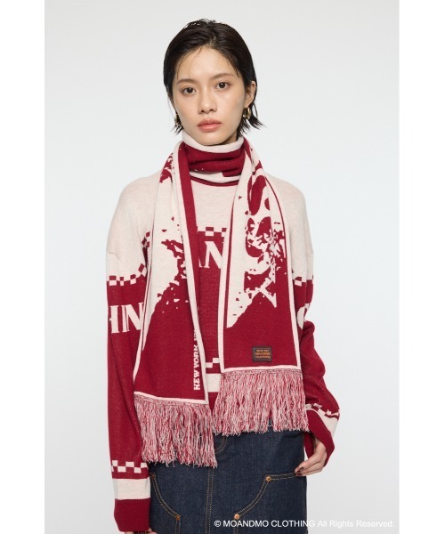 MOUSSY（マウジー）の「MOANDMO JACQUARD マフラー（ストール/ショール・レディース・マジェンタ/ネイビー・FREE）」の2枚目の写真