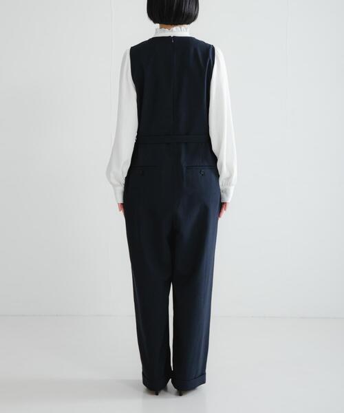 URBAN RESEARCH（アーバンリサーチ）の「『2サイズ展開』ベルト付きオールインワン（その他パンツ・レディース・ブラック/ネイビー・38/36）」の12枚目の写真