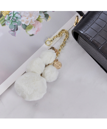 MAIA（マイア）の「Fur decoration (flower pouch included)（キーケース/キーアクセサリー）」