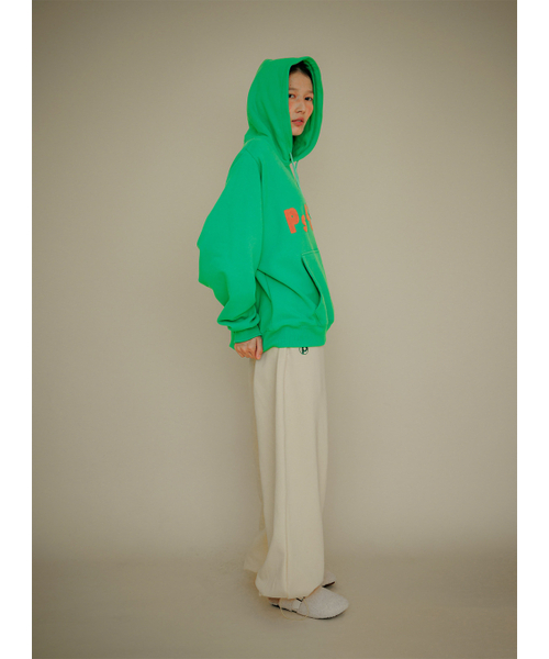 PSUCHE(プシュケ)の「LOGO OVERFIT HODDIE_PEA GREEN(パーカー・レディース・その他・MEDIUM/LARGE)」の4枚目の写真