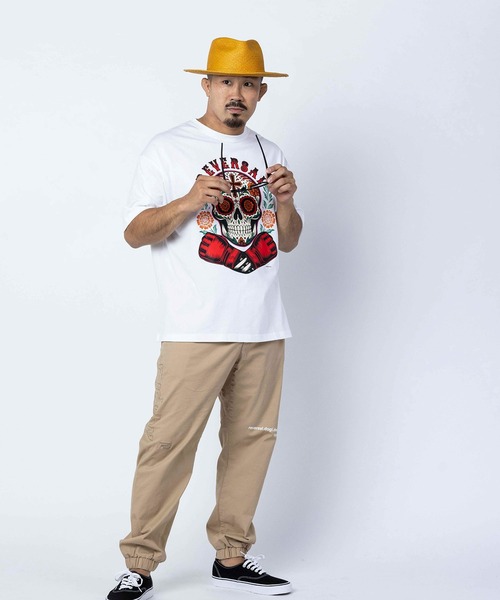 reversal.dogi.design.works(リバーサル・ドーギ・デザイン・ワークス)の「<reversal/リバーサル>CALAVERA OVER SIZE COTTON TEE(Tシャツ/カットソー・メンズ・ブラック/ホワイト・X-LARGE/MEDIUM/LARGE/XX-LARGE)」の11枚目の写真