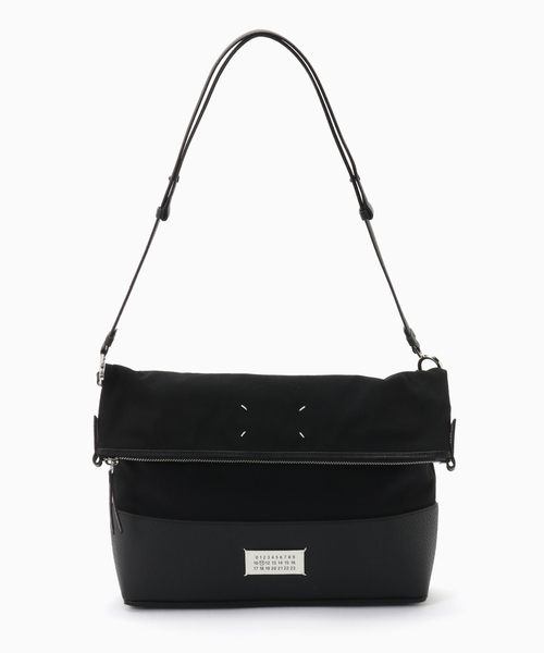 Maison Margiela（メゾンマルジェラ）の「MAISON MARGIELA (メゾンマルジェラ)  5AC HOBO MEDIUM（クラッチバッグ・メンズ・ブラック・FREE）」の9枚目の写真