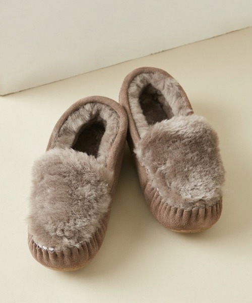 EMU Australia（エミューオーストラリア）の「Cairns Reverse Fur / モカシン スリッポン（スリッポン・レディース・スモーク/ブラック・8/7/6）」の5枚目の写真