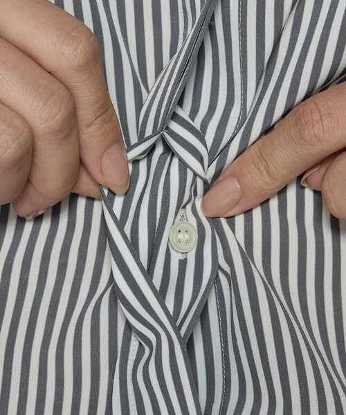 コムサ（COMME CA）/〔 TALLサイズ 〕 デシンストライププリント ボウタイシャツ セール】〔 TALLサイズ 〕 デシンストライププリント ボウタイシャツ