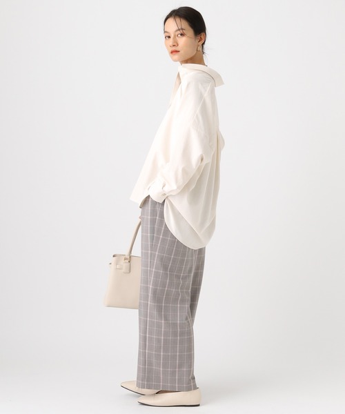 Elura(エルーラ)の「アイロンいらずスキッパーシャツ/634736(シャツ/ブラウス・レディース・キャメル/ダークブラウン/ブラウン/ライトピンク/ライトブルー/オフホワイト・FREE)」の18枚目の写真