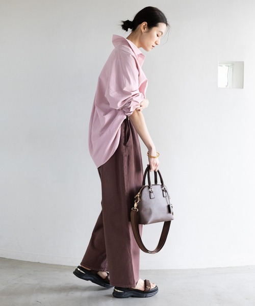 Elura(エルーラ)の「アイロンいらずスキッパーシャツ/634736(シャツ/ブラウス・レディース・キャメル/ダークブラウン/ブラウン/ライトピンク/ライトブルー/オフホワイト・FREE)」の12枚目の写真