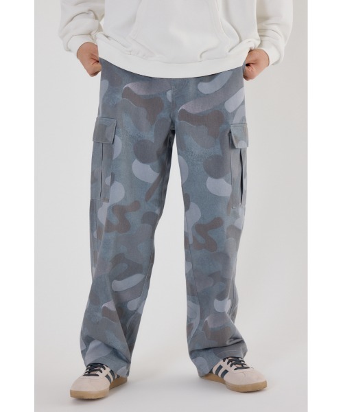 RODEO CROWNS WIDE BOWL（ロデオクラウンズワイドボウル）の「カモフラカーゴパンツ（カーゴパンツ・メンズ・グリーン系その他2/イエロー系その他/グレー系その他・MEDIUM/LARGE）」の2枚目の写真