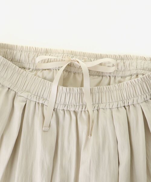 le.coeur blanc(ルクールブラン)の「バルーンスカート(スカート・レディース・ブラック/ライトベージュ・38)」の5枚目の写真