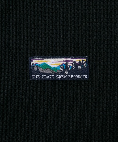 THE CRAFT CREW PRODUCTS(ザクラフトクループロダクツ)の「【UNNOTICEシリーズ】ドライワッフル リラックスフィット ラグランスリーブ カーディガン / 抗菌防臭・UVカット・マシンウォッシャブル【THE CRAFT CREW PRODUCTS】(カーディガン/ボレロ・メンズ・ブラック/グレイッシュベージュ/アッシュグレー/ダークブラウン/ダークネイビー/チャコール・S/M/L)」の15枚目の写真
