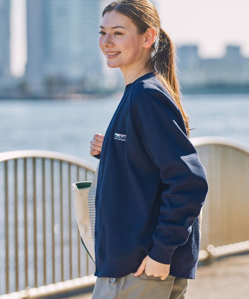 THE CRAFT CREW PRODUCTS（ザクラフトクループロダクツ）の「【UNNOTICEシリーズ】ドライワッフル リラックスフィット ラグランスリーブ カーディガン / 抗菌防臭・UVカット・マシンウォッシャブル【THE CRAFT CREW PRODUCTS】（カーディガン/ボレロ・メンズ・ブラック/グレイッシュベージュ/アッシュグレー/ダークブラウン/ダークネイビー/チャコール・S/M/L）」の14枚目の写真