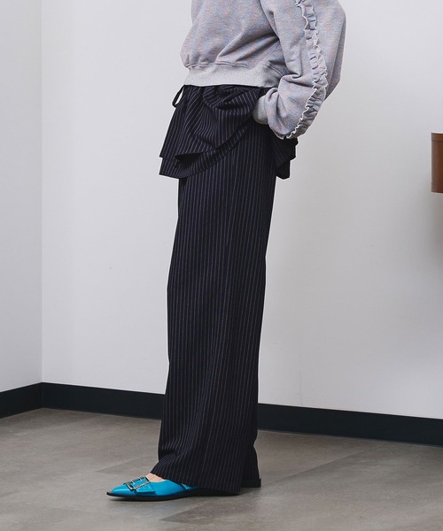 ROSE BUD(ローズバッド)の「LAYERED SKIRT STRIPE PANTS(その他パンツ・レディース・ネイビー/ベージュ・ONE SIZE)」の10枚目の写真