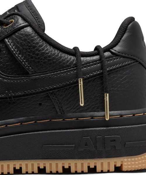 NIKE（ナイキ）の「NIKE AIR FORCE 1 LUXE DB4109-001（スニーカー・メンズ・ブラック・26.5cm/27cm/27.5cm/28cm/26cm/28.5cm）」の8枚目の写真