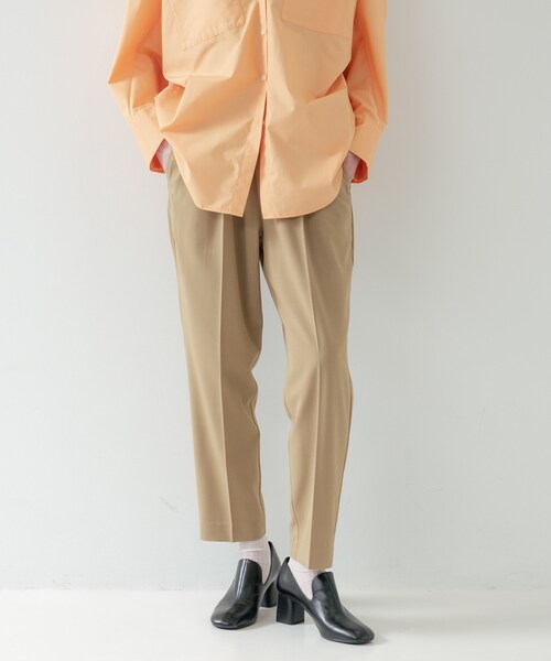 GALLEST(ギャレスト)の「Comfy SET UP|イージーテーパードパンツ【セットアップ対応/通勤/カセット服/接触冷感/UVカット】(その他パンツ・レディース・ブラック/ダークグレー/キャメル/ライトブルー・40/38/36/34)」の1枚目の写真
