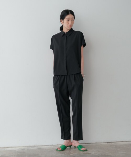 GALLEST(ギャレスト)の「Comfy SET UP|イージーテーパードパンツ【セットアップ対応/通勤/カセット服/接触冷感/UVカット】(その他パンツ・レディース・ブラック/ダークグレー/キャメル/ライトブルー・40/38/36/34)」の14枚目の写真