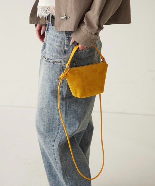 WHO'S WHO gallery(フーズフーギャラリー)の「【WEB限定】2WAYスウェードバッグ(ショルダーバッグ・レディース・ブラウン/イエロー/ブラック・FREE)」の11枚目の写真