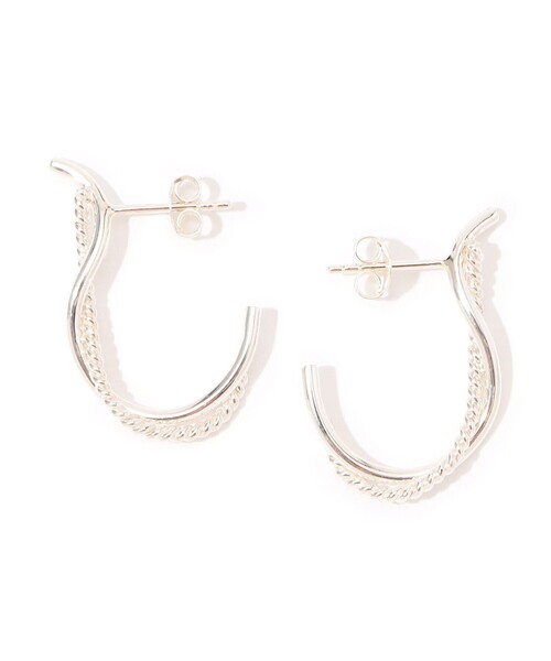 BAR JEWELLERY(バージュエリー)の「BAR Jewellery CONTRA シルバーピアス(ピアス(両耳用)・レディース・シルバー・FREE)」の2枚目の写真