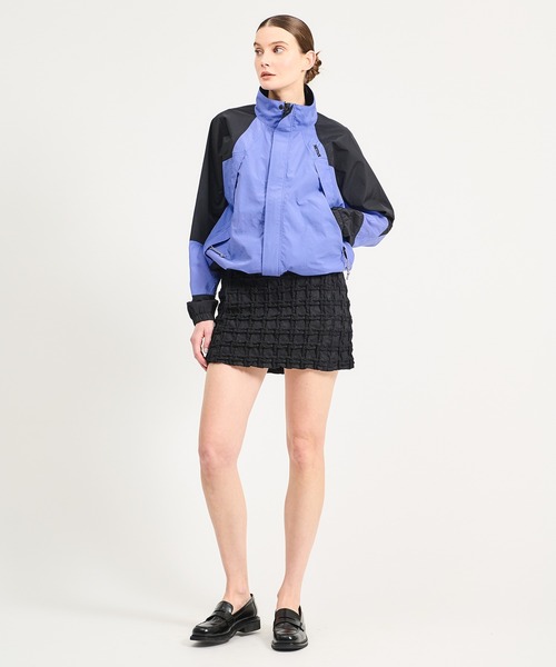 MARMOT(マーモット)の「Marmot / ナイロンブルゾン《ESTNATION EXCLUSIVE》(ブルゾン・レディース・パープル/ブラック・MEDIUM/SMALL)」の16枚目の写真
