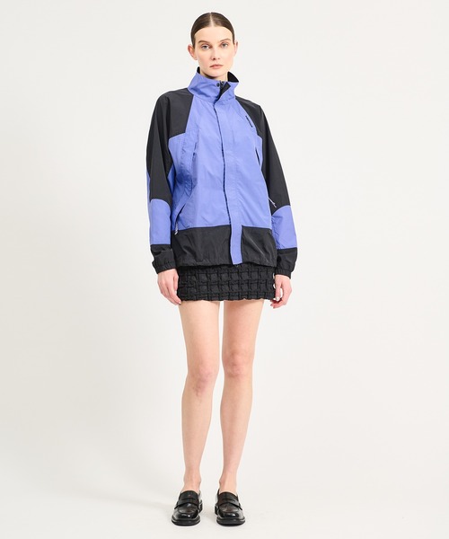 MARMOT(マーモット)の「Marmot / ナイロンブルゾン《ESTNATION EXCLUSIVE》(ブルゾン・レディース・パープル/ブラック・MEDIUM/SMALL)」の17枚目の写真