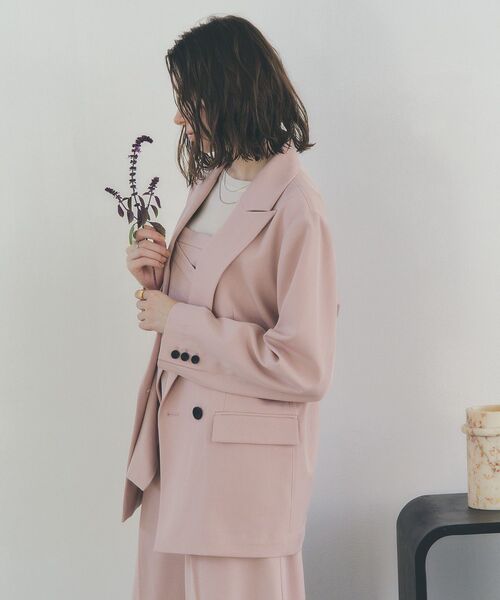 YECCA VECCA（イェッカヴェッカ）の「ロングテーラードジャケット（テーラードジャケット・レディース・ネイビー/ピンク/グレイッシュベージュ・FREE）」の7枚目の写真