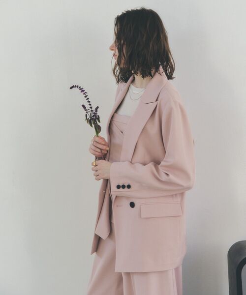 YECCA VECCA（イェッカヴェッカ）の「ロングテーラードジャケット（テーラードジャケット・レディース・ネイビー/ピンク/グレイッシュベージュ・FREE）」の8枚目の写真