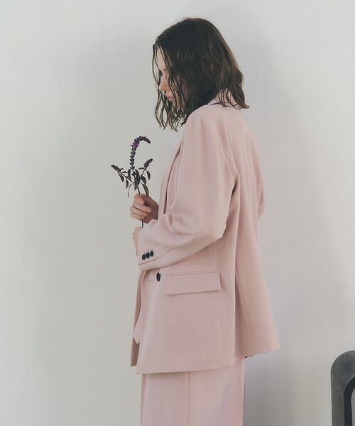 YECCA VECCA（イェッカヴェッカ）の「ロングテーラードジャケット（テーラードジャケット・レディース・ネイビー/ピンク/グレイッシュベージュ・FREE）」の9枚目の写真