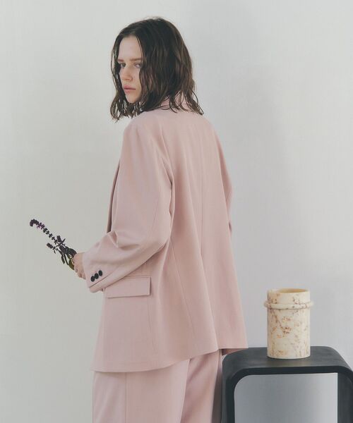 YECCA VECCA（イェッカヴェッカ）の「ロングテーラードジャケット（テーラードジャケット・レディース・ネイビー/ピンク/グレイッシュベージュ・FREE）」の10枚目の写真