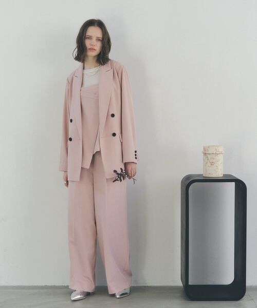 YECCA VECCA（イェッカヴェッカ）の「ロングテーラードジャケット（テーラードジャケット・レディース・ネイビー/ピンク/グレイッシュベージュ・FREE）」の12枚目の写真