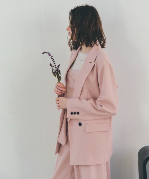 YECCA VECCA（イェッカヴェッカ）の「ロングテーラードジャケット（テーラードジャケット・レディース・ネイビー/ピンク/グレイッシュベージュ・FREE）」の13枚目の写真