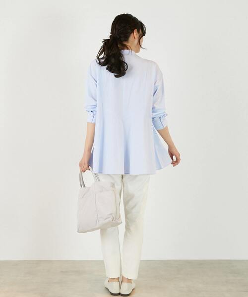 MELROSE claire(メルローズ クレール)の「【バンドカラー切替フレアシャツチュニック】(シャツ/ブラウス・レディース・オフホワイト/サックスブルー/ブラック・FREE)」の5枚目の写真
