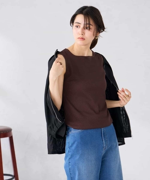 a.v.v(アーヴェヴェ)の「ベーシックテレコタンクトップ(タンクトップ・レディース・ホワイト/ブラウン/ブラック・40/38/36)」の17枚目の写真