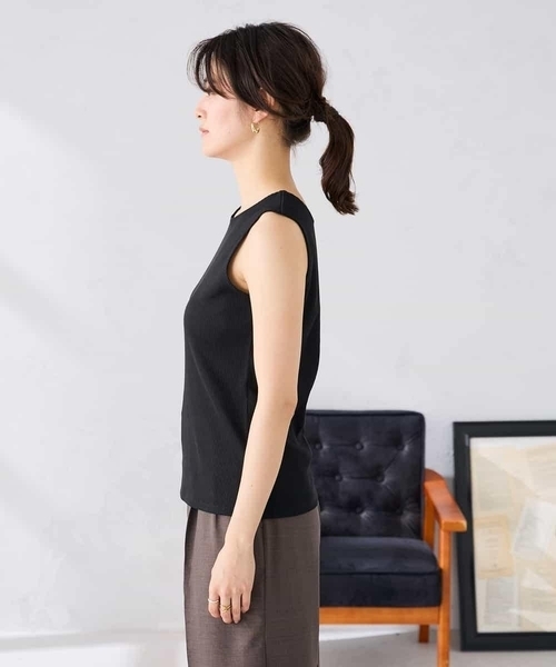 a.v.v(アーヴェヴェ)の「ベーシックテレコタンクトップ(タンクトップ・レディース・ホワイト/ブラウン/ブラック・40/38/36)」の7枚目の写真