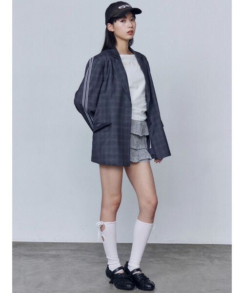 EMODA（エモダ）の「ダブルラインスリーブオーバージャケット（テーラードジャケット・レディース・グレー/ベージュ・FREE）」の17枚目の写真