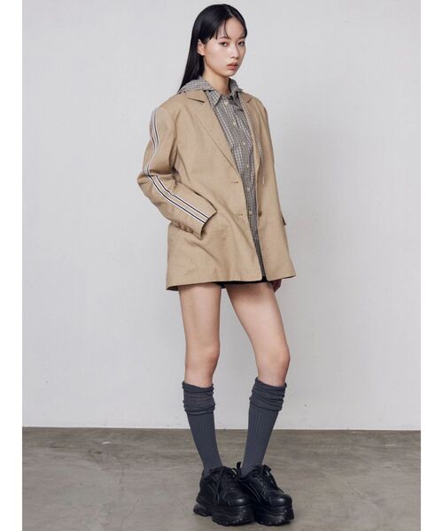 EMODA（エモダ）の「ダブルラインスリーブオーバージャケット（テーラードジャケット・レディース・グレー/ベージュ・FREE）」の20枚目の写真