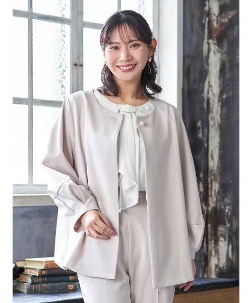 Re-J&SUPURE(リジェイアンドスプル)の「【大きいサイズ】【マルチストレッチ】パールボタンポンチョジャケット(セットアップ可)(ノーカラージャケット・レディース・ライトグレー/ネイビー/ブラック・XX-LARGE/XXX-LARGE/XXXX-LARGE)」の1枚目の写真