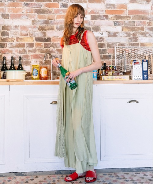 AULA AILA（アウラアイラ）の「2WAYジャガードスリーブレスニット（ベスト・レディース・レッド/ブルー/パープル/ブラック・0）」の22枚目の写真